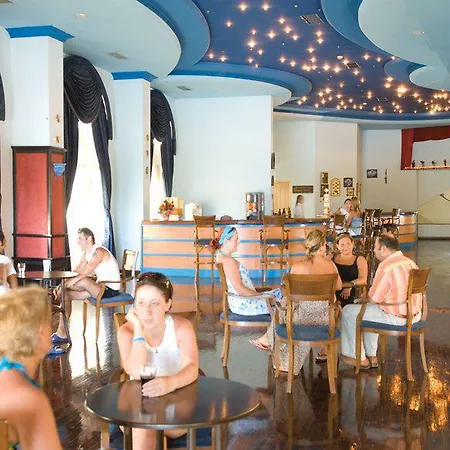 Hotell Holiday Park Resort